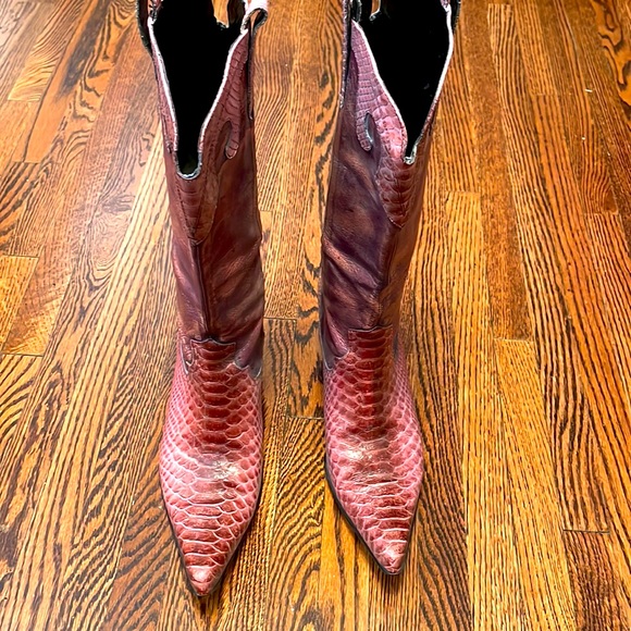 Vintage cowboy boots. Size 38.Made in Italy. Beautiful rose colour & skins. - Picture 2 of 14